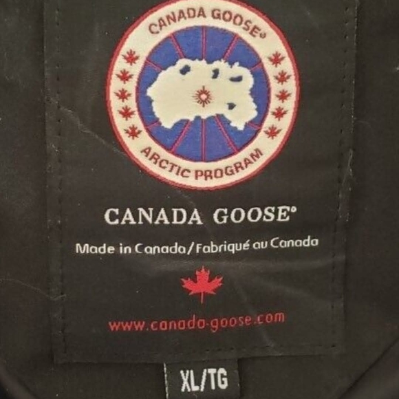 Canada Goose Trillium Parka With Fur Size XL - Picture 5 of 17